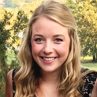 Laura Manning headshot